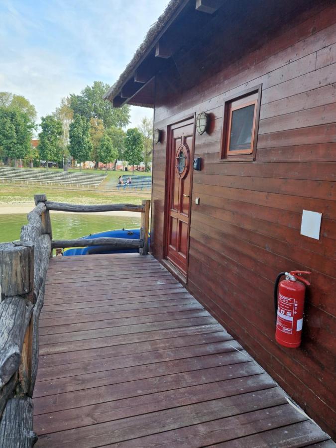 Bora Bora Na Slnecnych Jazerach Leilighet Senec Eksteriør bilde